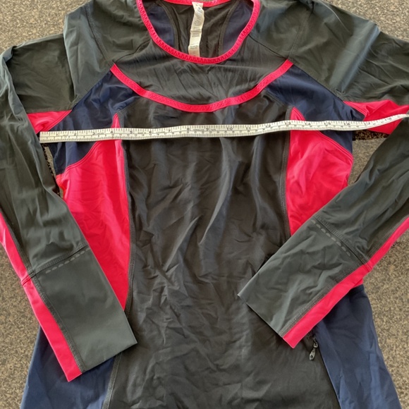 Lululemon Trail Bound Long Sleeve, Size 8 - Picture 4 of 7